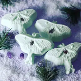 Luna Moth Bath Bomb